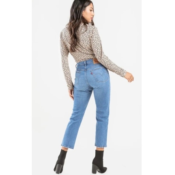 Levi’s 501 W32 (US 14/15) Cropped Jeans Straight Fit High Rise Womens Distressed - Picture 2 of 12